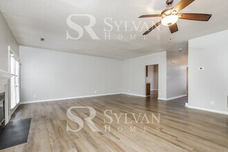 40 Milpond Ln in Greensboro, NC - Building Photo - Building Photo