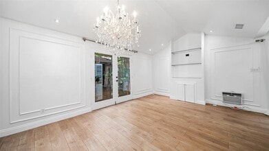 607 N Windsor Blvd, Unit 607 in Los Angeles, CA - Building Photo - Building Photo