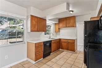 1470 Overlea St in Clearwater, FL - Building Photo - Building Photo