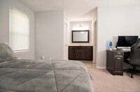 6721 Winthrop Dr photo'