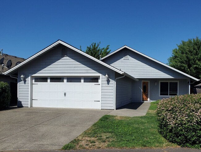 property at 2634 SW Esther Ln