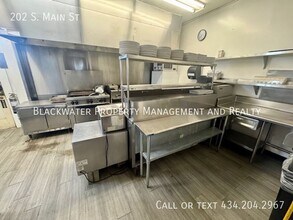 202 S Main St in Amherst, VA - Building Photo - Building Photo