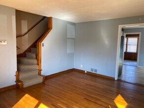 717 N Highland Ave in Rockford, IL - Building Photo - Building Photo