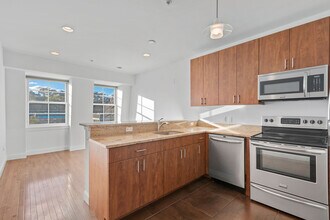 415 Jackson St, Unit 3L in Hoboken, NJ - Foto de edificio - Building Photo