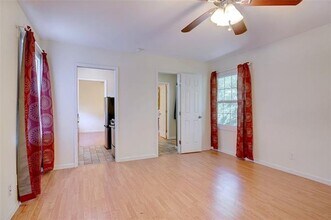 1402 W Congress St in Denton, TX - Building Photo - Building Photo