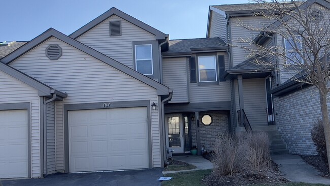 property at 385 Grissom Ct