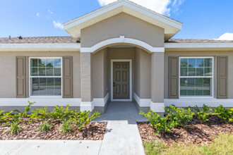 7 Butternut Dr in Palm Coast, FL - Building Photo - Building Photo