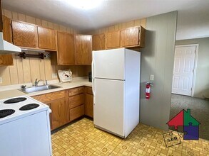 33 Merchant St-Unit -Unit 3 in Barre, VT - Building Photo - Building Photo