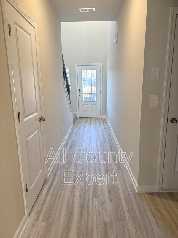 823 Misty Holw Trl in Lawrenceville, GA - Building Photo - Building Photo