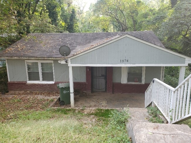 property at 1574 Ezra Church Dr NW