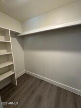 2250 W Glendale Ave, Unit S in Phoenix, AZ - Building Photo - Building Photo