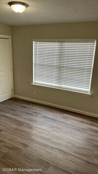 4906 Paradise Ln photo'