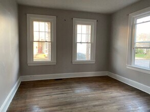 26 Bank St in Medford, NJ - Building Photo - Building Photo