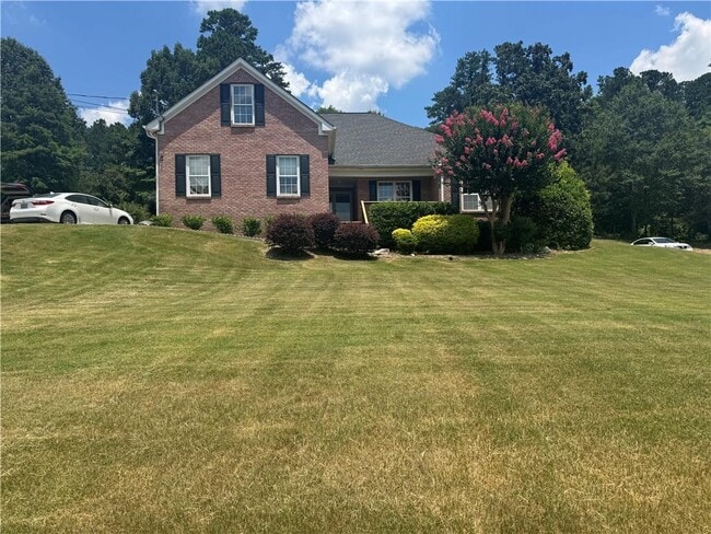 property at 790 Hiram Davis Rd