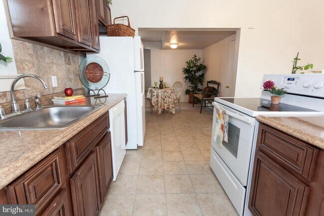 91 E Main St-Unit -A in Mount Joy, PA - Building Photo - Building Photo