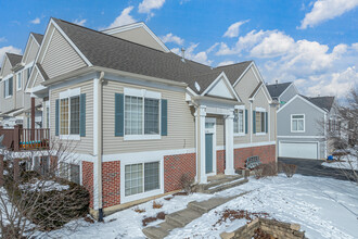 109 Enclave Cir in Bolingbrook, IL - Building Photo - Primary Photo