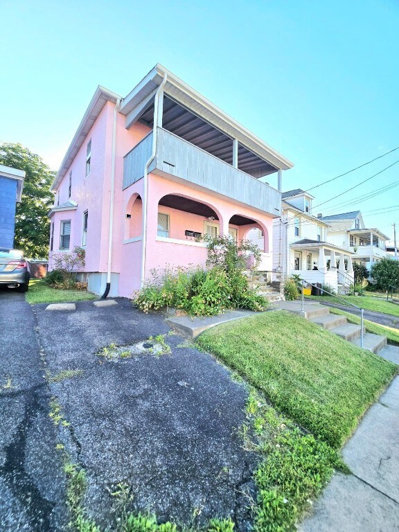 223 Hill Ave in Endicott, NY - Building Photo - Building Photo