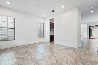 13644 Dumont Rd in Palm Beach Gardens, FL - Building Photo - Building Photo