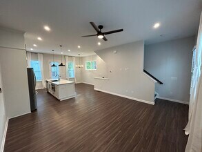 126 Pacer Pl in Atlanta, GA - Building Photo - Building Photo