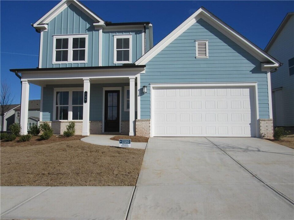 730 Dover Spgs Dr in Acworth, GA - Building Photo