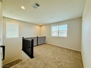 310 La Musica Pl in Henderson, NV - Foto de edificio - Building Photo