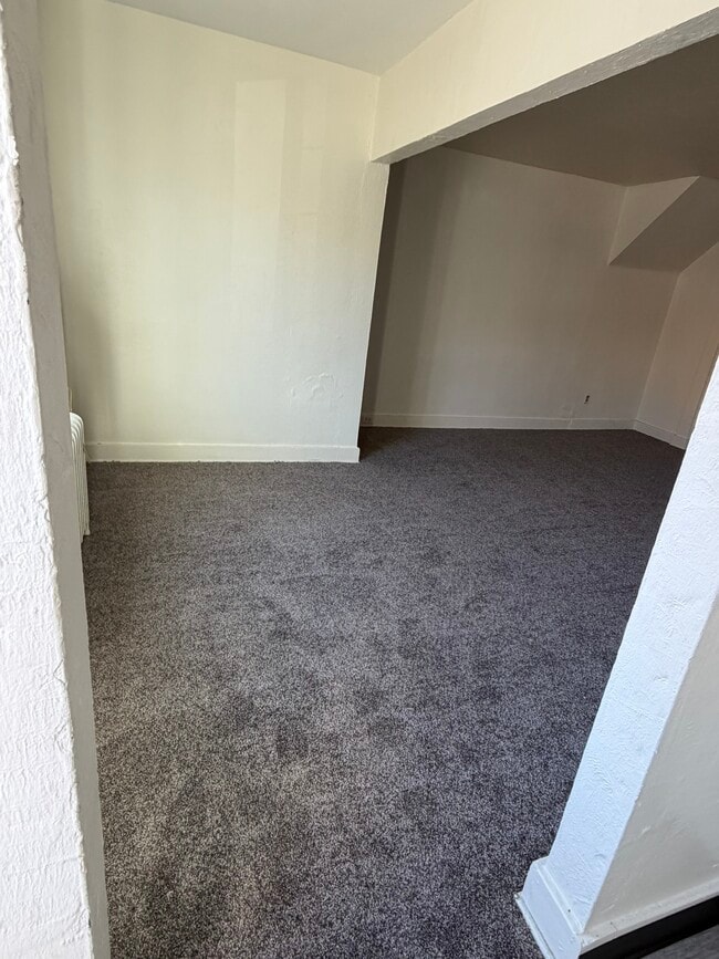 3819-3819 Brighton Rd in Pittsburgh, PA - Building Photo - Building Photo