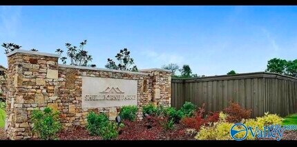 101 Canonbury Dr in New Market, AL - Building Photo - Building Photo