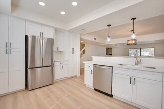 7413 Caminito Carlotta in San Diego, CA - Building Photo - Building Photo