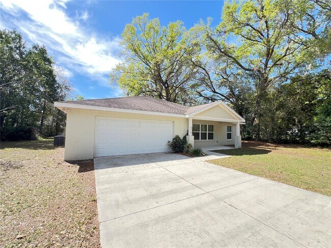 8260 SE 158th St in Summerfield, FL - Building Photo - Building Photo