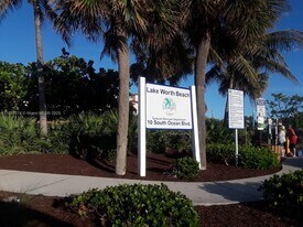 3545 S Ocean Blvd in South Palm Beach, FL - Building Photo