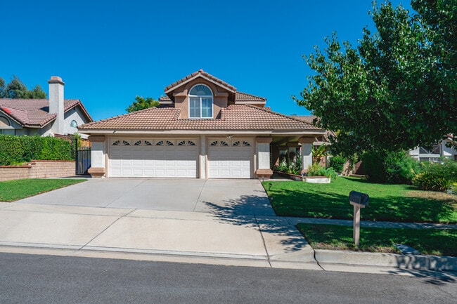 property at 6933 Stanislaus Pl
