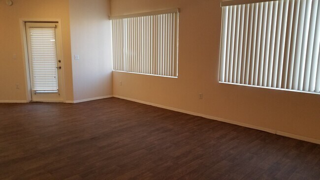 18416 Cave Creek Road, Unit 1029 in Phoenix, AZ - Building Photo - Building Photo