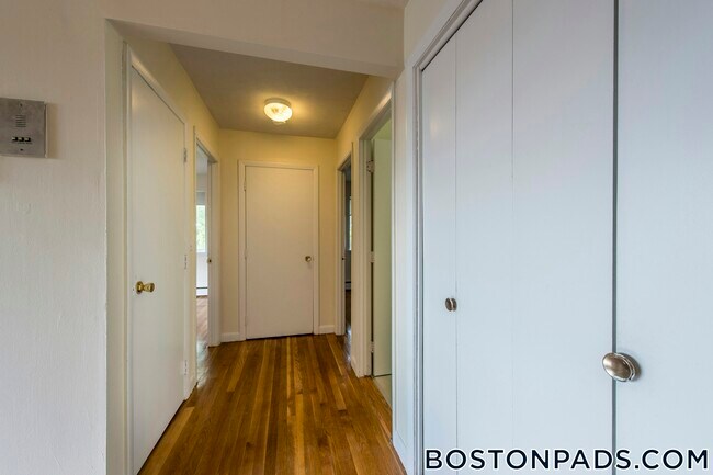 84 Gardner St, Unit 11 in Boston, MA - Building Photo - Building Photo