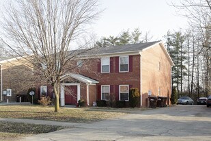 7417 Garrison Rd in Louisville, KY - Building Photo