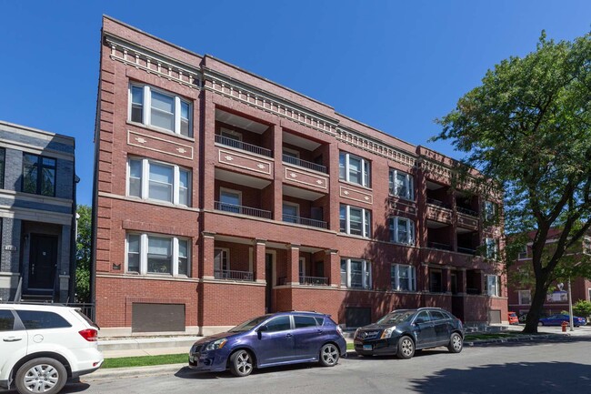 4859 S. Champlain Avenue in Chicago, IL - Building Photo - Building Photo