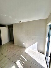 22200 SW 116th Ave in Miami, FL - Foto de edificio - Building Photo