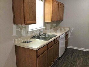 9161 Thrash St SW in Covington, GA - Building Photo - Building Photo