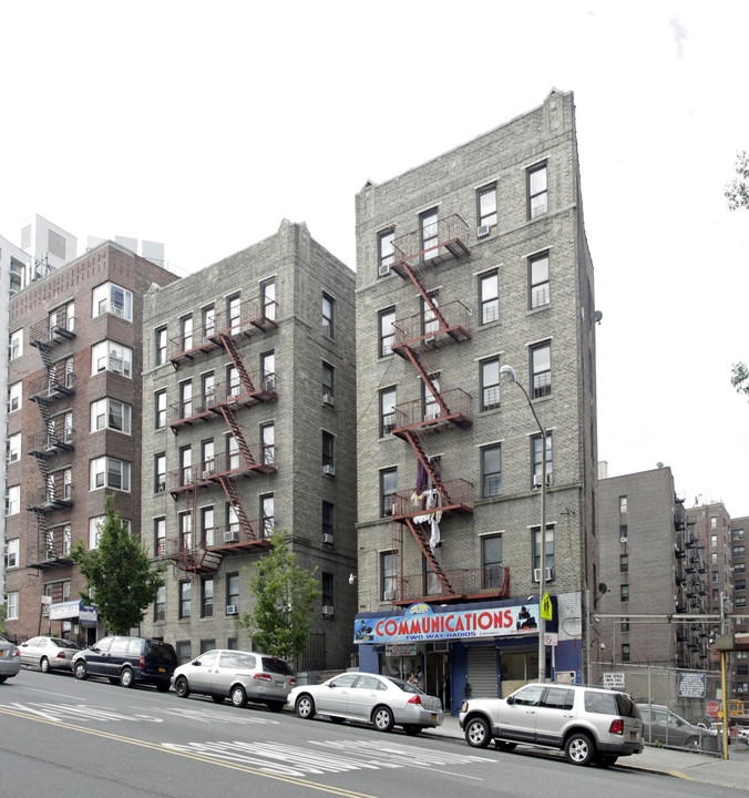 150 E 165th St in Bronx, NY - Foto de edificio