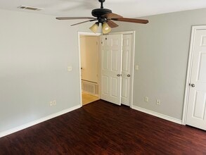 Corner Stone Apartments in Commerce, TX - Building Photo - Building Photo