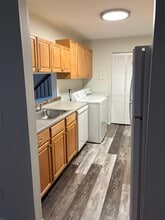 Charter Oak Drive in Flint, MI - Foto de edificio - Building Photo