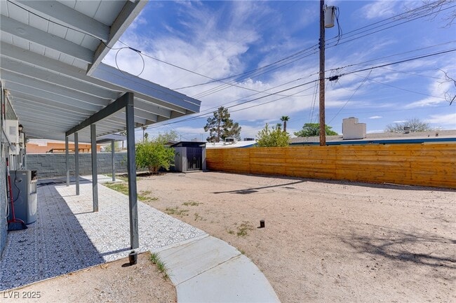 1924 Sweeney Ave in Las Vegas, NV - Building Photo - Building Photo