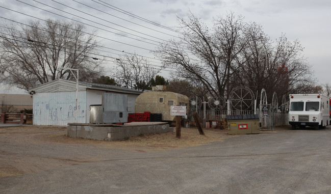 12525 Montana Ave in El Paso, TX - Building Photo - Building Photo