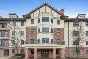 Scarsdale Commons Apartments