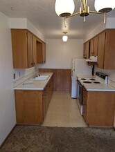 1106 Waller St SE in Salem, OR - Building Photo - Building Photo