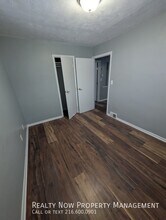 15709 Northwood Ave in Maple Heights, OH - Building Photo - Building Photo