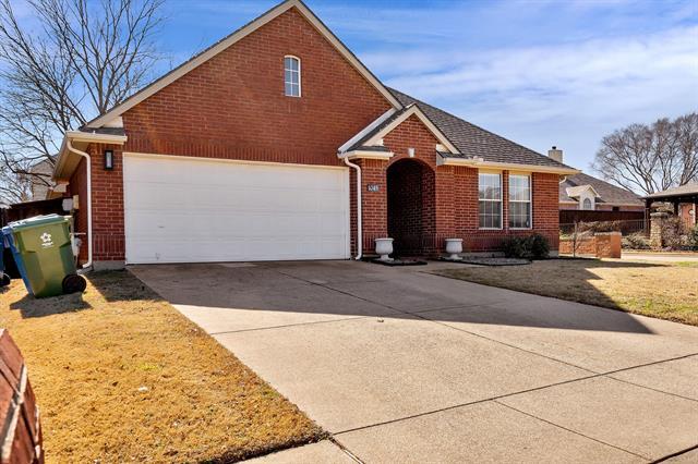 1045 Sweet Grass Trail in Flower Mound, TX - Building Photo - Building Photo