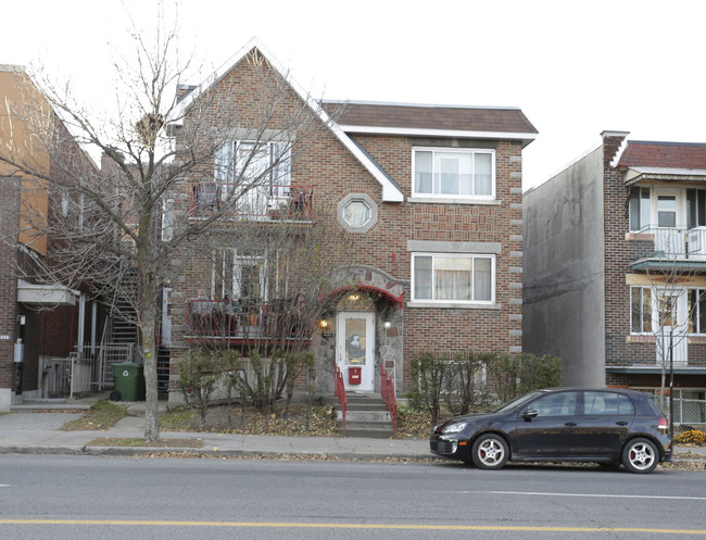 3373 Hochelaga in Montréal, QC - Building Photo - Building Photo