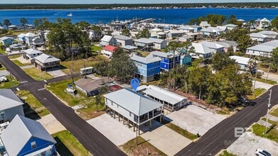 5665 Armadillo Ave in Orange Beach, AL - Building Photo - Building Photo