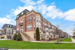 726 River Mist Dr in Oxon Hill, MD - Building Photo