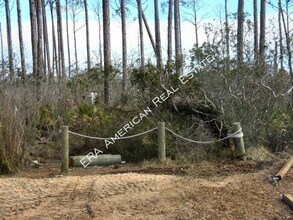 2080 Biscayne Blvd in Navarre, FL - Building Photo - Building Photo